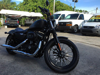 Harley-Davidson : Sportster **Sportster Iron 883 6,700 miles Flat Back finish, this bike is a head turner**