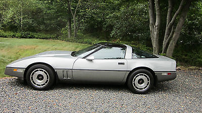Chevrolet : Corvette Base Coup 2 door 1984 corvette coupe gray on gray excellent condition 33 187 miles