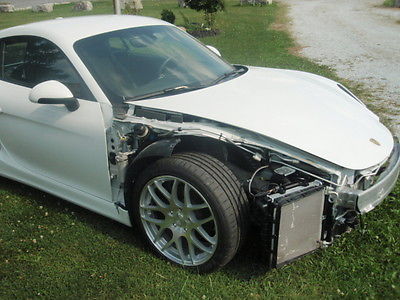 Porsche : Cayman Base Coupe 2-Door 2014 porsche cayman located in canada car was minor accident