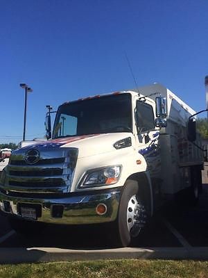 Other Makes 268A 2013 hino 268 a with a 14 southco chip box full warranty