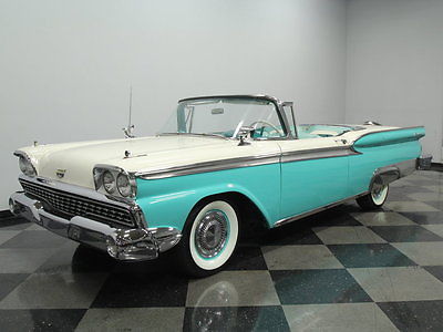 Ford : Galaxie Skyliner Retractable 352 t bird v 8 3 spd auto pwr steer pwr brakes very nice paint interior