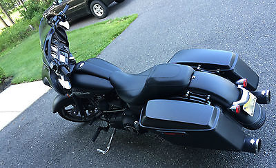 Harley-Davidson : Touring Harley Davidson Street Glide, Custom upgrades, low miles