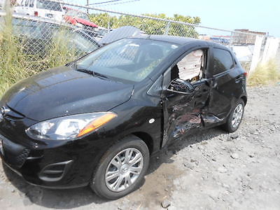 Mazda : Mazda2 Sport Hatchback 4-Door 2011 mazda 2 sport hatchback 4 door 1.5 l salvage certificate for repair save