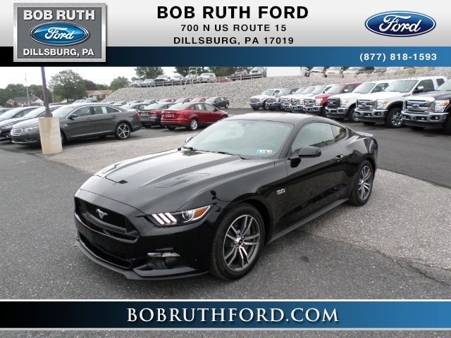 Ford : Mustang GT GT New Coupe 5.0L CD Equipment Group 300A 6 Speakers AM/FM radio MP3 decoder