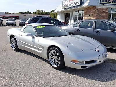 Chevrolet : Corvette base silver, great condition