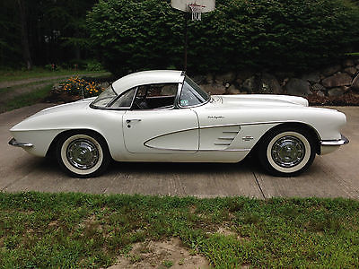 Chevrolet : Corvette 283 fuel injected 1961 corvette 283 fuel injected 315 hp white