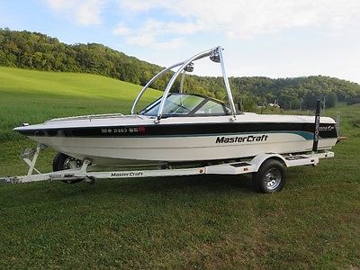 1997 Mastercraft Prostar 205 with LT1 Motor and Tower
