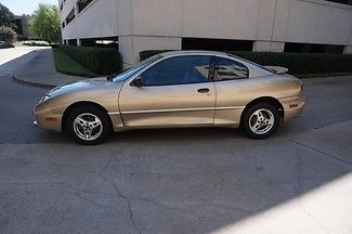 Pontiac : Sunfire Base Coupe 2-Door 2005 sunfire 75 k original miles lots of miles left in this one bargain priced