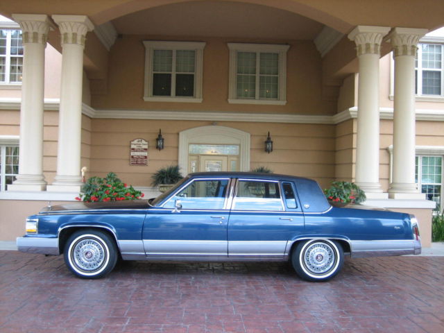 Cadillac : Fleetwood Brougham Royal Seal gold tires  / rare Diplomat Blue / extremely well kept  / 100 pics