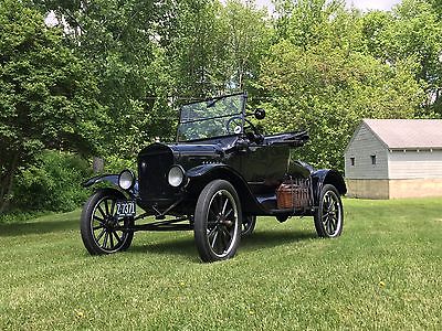 Ford : Model T black Model T roadster Barnfind