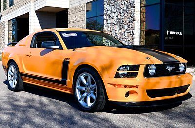 Ford : Mustang GT Coupe 2-Door 302 saleen parnelli jones