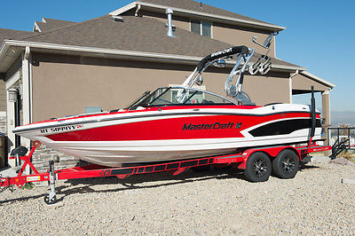 2014 Mastercraft X30 - Like New!  Only 120 Hours.  Great Family Boat