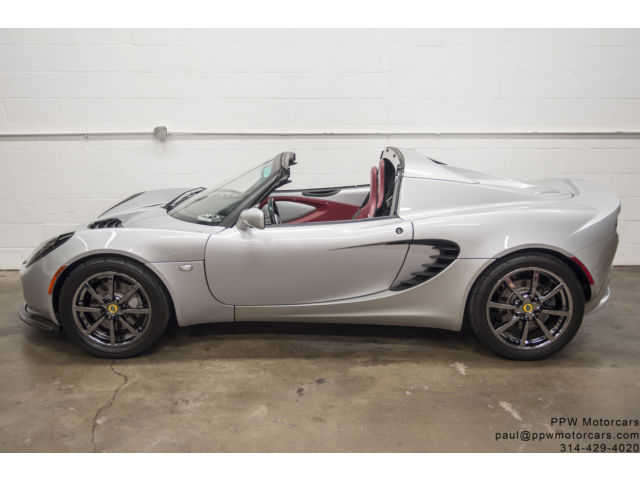 Lotus : Elise 2dr Converti 2005 lotus elise just 20 478 miles rare color combonation excellent condition