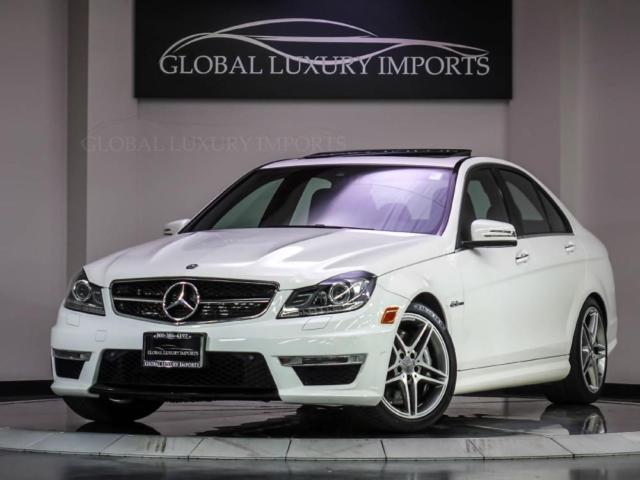 Mercedes-Benz : C-Class C63 AMG C63 AMG Grille color: black Exhaust tip color: stainless-steel Rear spoiler: lip