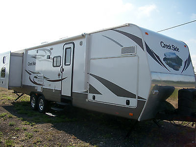 2014 Outdoors Rv Creekside 4 Slides 31KQBS Bunkhouse Like new