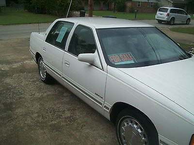 Cadillac : DeVille 4 Door Immaculate 1 Owner, 1999  Cadiilac Deville 52,000 Miles, Auto Check Certified
