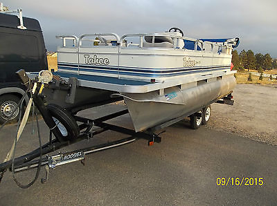 Playbouy Tahoe Sport 16 Pontoon Boat, 40 HP