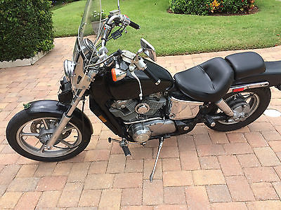 Honda : Shadow VT1100 Black Honda Motorcycle
