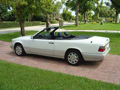 Mercedes-Benz : 300-Series E320 E320 CABRIOLET 56,000 MILES EXTENSIVE RECENT MAINTENANCE AND SERVICE VERY CLEAN