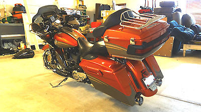 Harley-Davidson : Touring 2013 cvo ultra low mileage with all the bells and whistles garmin 650 included