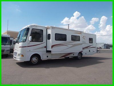 Damon Daybreak Double Slide ONLY 21,931 Miles Gas Class A Motor Home