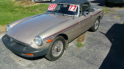 MG : MGB 2 door Nice mostly all origianl, Wire wheels, New Carb, New Wiring, new Fuel Pump, Ect