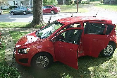 Chevrolet : Sonic Hatchback 4-Door 2012 chevrolet sonic rare inferno orange metallic 41 283 miles excellent