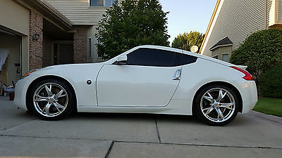 Nissan : 370Z Touring Coupe 2-Door 2010 nissan 370 z touring coupe sport automatic
