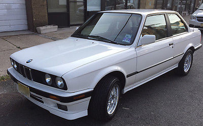 BMW : 3-Series 325i 1990 bmw 325 i e 30 coupe 5 speed manual alpine white mint condition 128 k mi