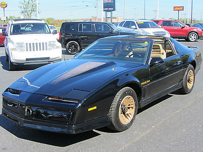 Pontiac : Trans Am 1984 pontiac firebird trans am