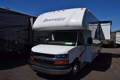 NEW Forest River Sunseeker 2250LE Chevy Gas Motorhome Class C RV