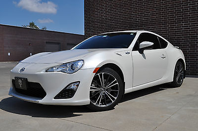 Scion : FR-S 2013 scion fr s automatic 20 k low miles