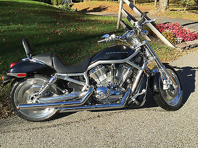 Harley-Davidson : VRSC Excellent condition, Black, 1130 CC Black Harley-Davidson VRSCA (VROD).