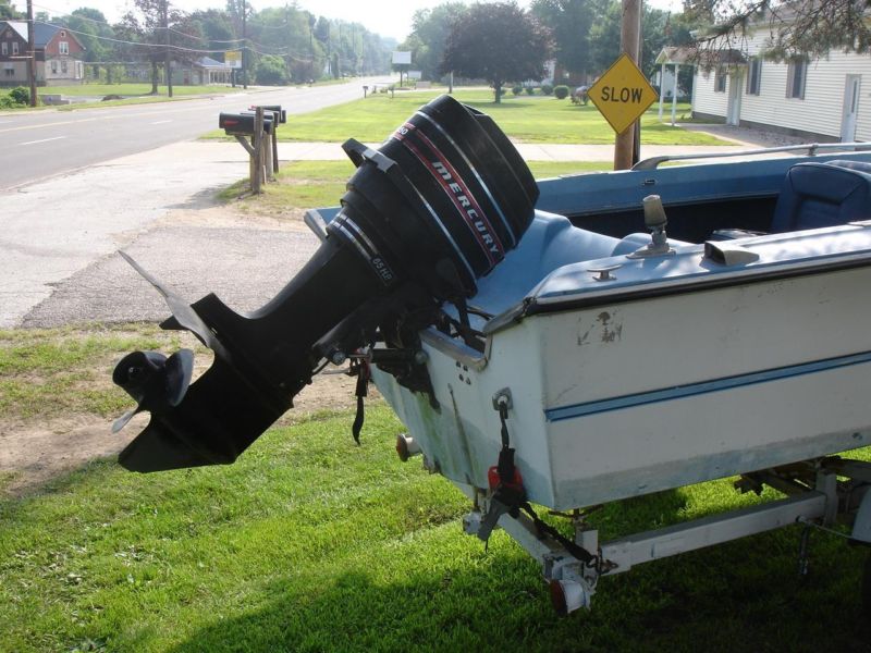 65  HP OUTBOARD MOTOR