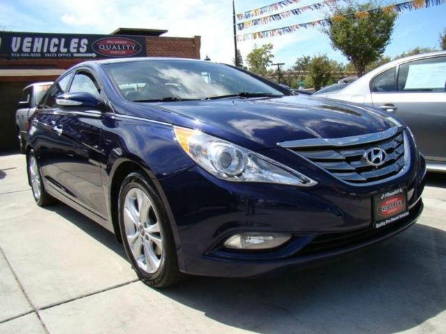 Hyundai : Sonata Limited 4dr Limited NAVI, Bluetooth, Backup Cam, 1 Owner