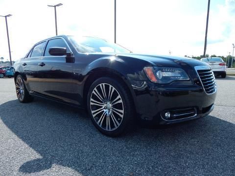 2013 CHRYSLER 300 4 DOOR SEDAN