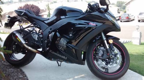 2011 Kawasaki zx10r Black