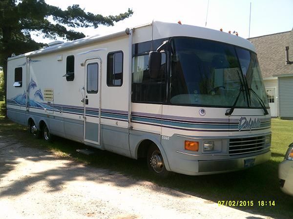 1997 36’ National RV Dolphin w/slide