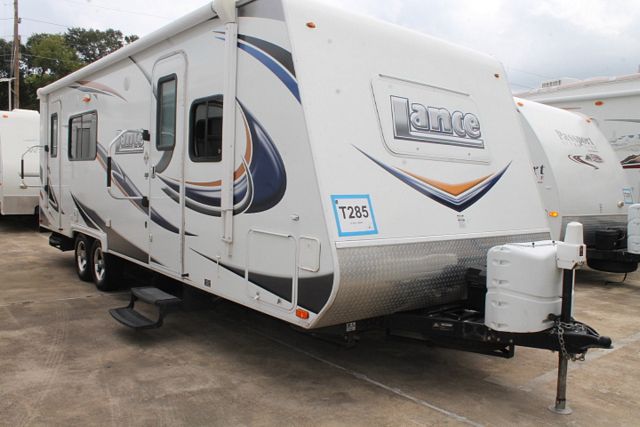 2003 Lance Lite Truck Camper 815