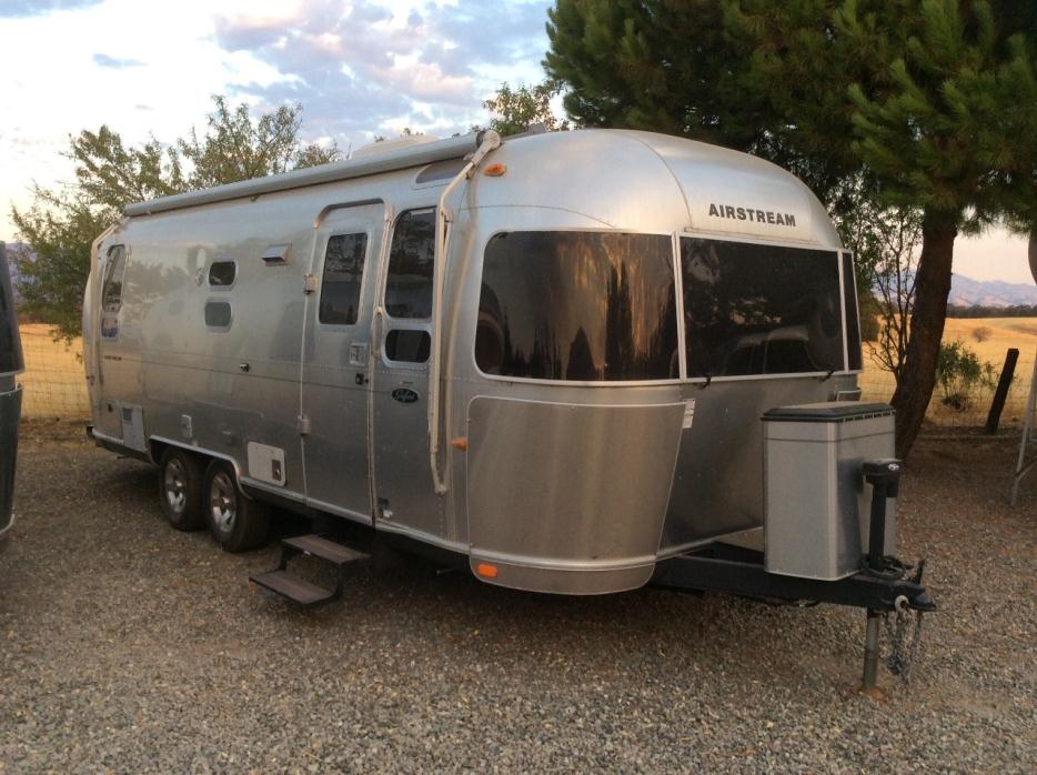 2016 Airstream Flying Cloud 25