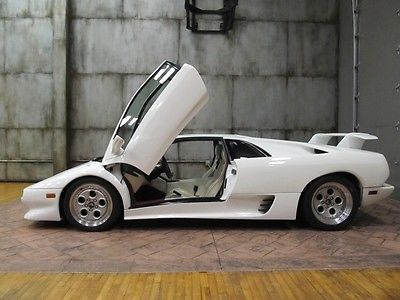 Lamborghini : Diablo COUPE 1992 lamborghini diablo coupe white white best investment offers trades