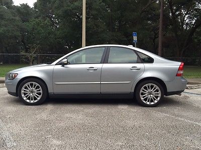 Volvo : S40 T5 2006 volvo s 40 mint condition