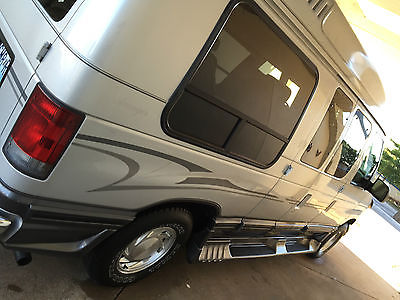 Ford : E-Series Van E-150 138 IN WHEEL BASE Gorgeous 2002 Ford E-Series HIGH TOP Conversion Van Original Owner 32 in TV/DVD