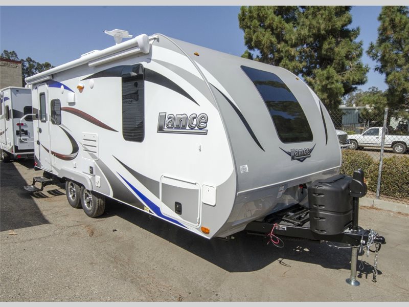 2003 Lance Lite Truck Camper 815