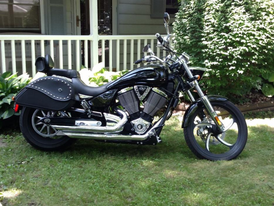 2007 Victory CROSS COUNTRY