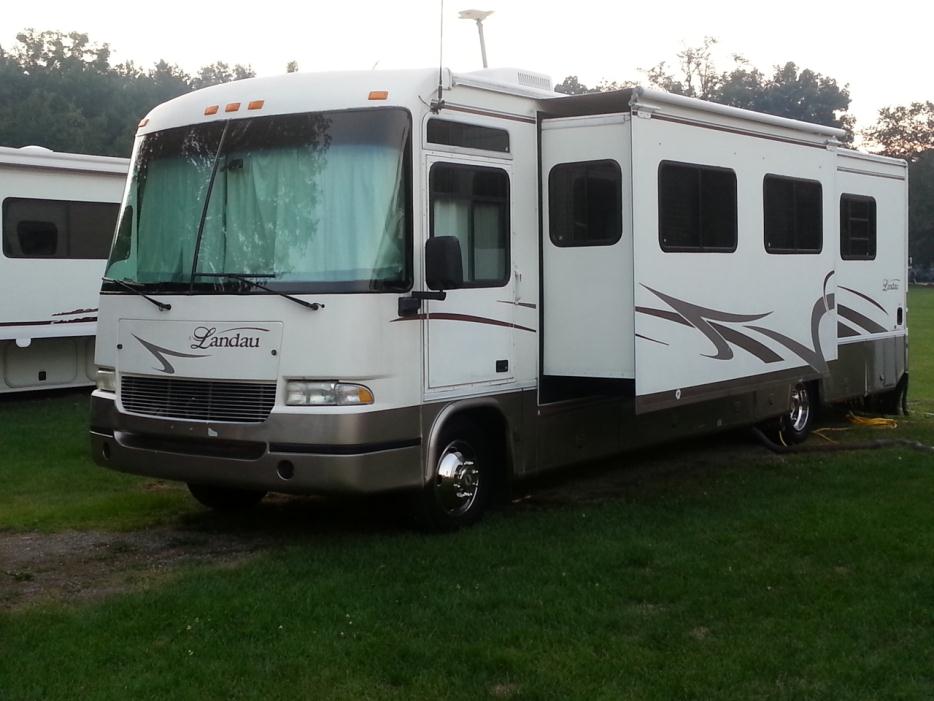 2009 Georgie Boy Cruise Master 3740FWS