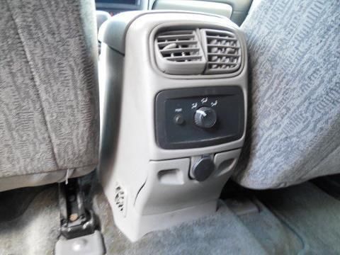 2003 CHEVROLET TRAILBLAZER 4 DOOR SUV, 1