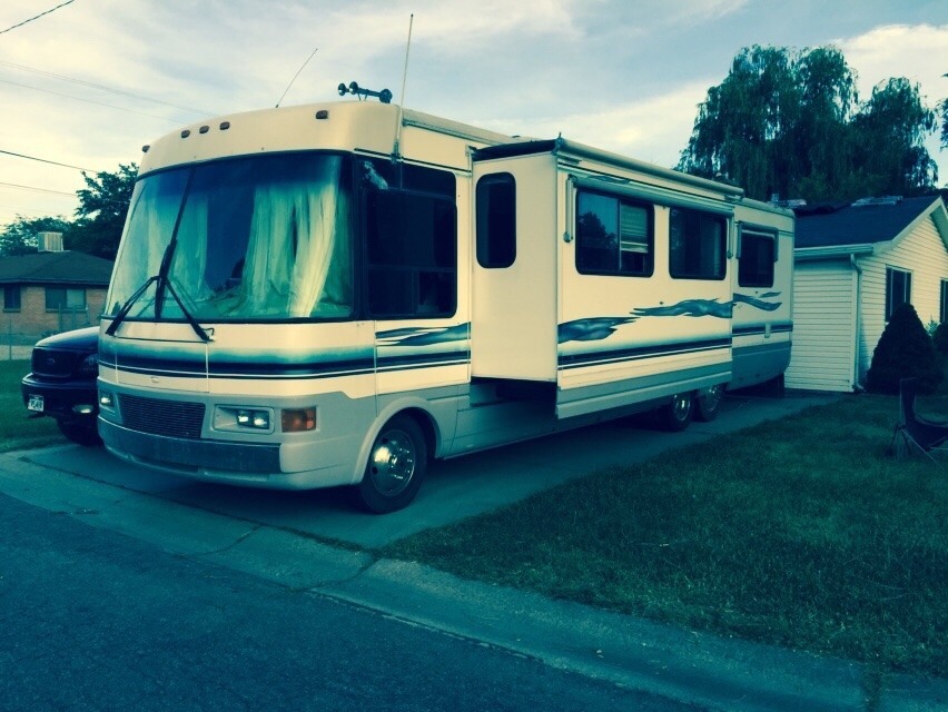 1999 National Dolphin 5350