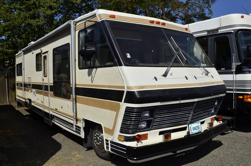 2004 Georgie Boy Landau 3425DS