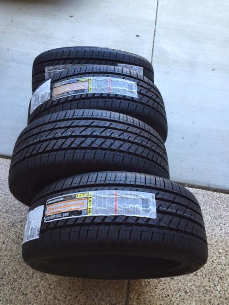 4 BRAND NEW 2015 Bridgestone DriveGuard Run Flat Tires 245/40/19, 1